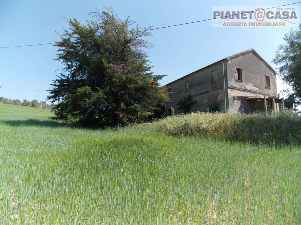 Rustico / casale a Acquaviva picena in Contrada Forola - Foto 4