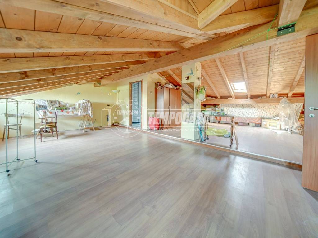 Casa indipendente a Borgomanero in Vicolo Monzani - Foto 4