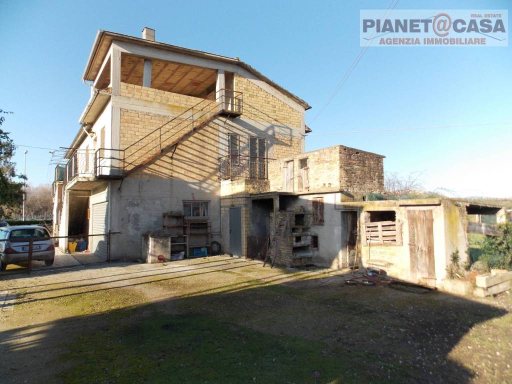 Casa indipendente a Colli del tronto in Via Casale Inferiore, 13 - Foto 5