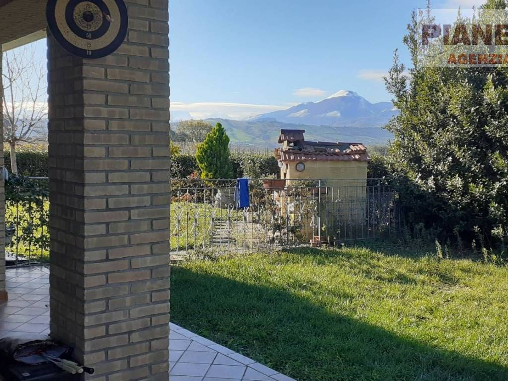 Casa indipendente a Castorano in Via San Silvestro - Foto 5