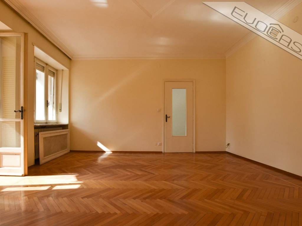 Appartamento a Pinerolo in Viale della Rimembranza, 35 - Foto 2
