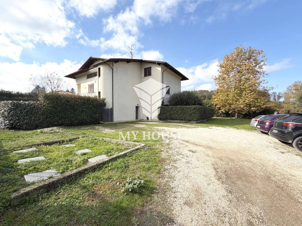 Appartamento a Rocca priora in Strada Provinciale Tuscolana - Foto 5