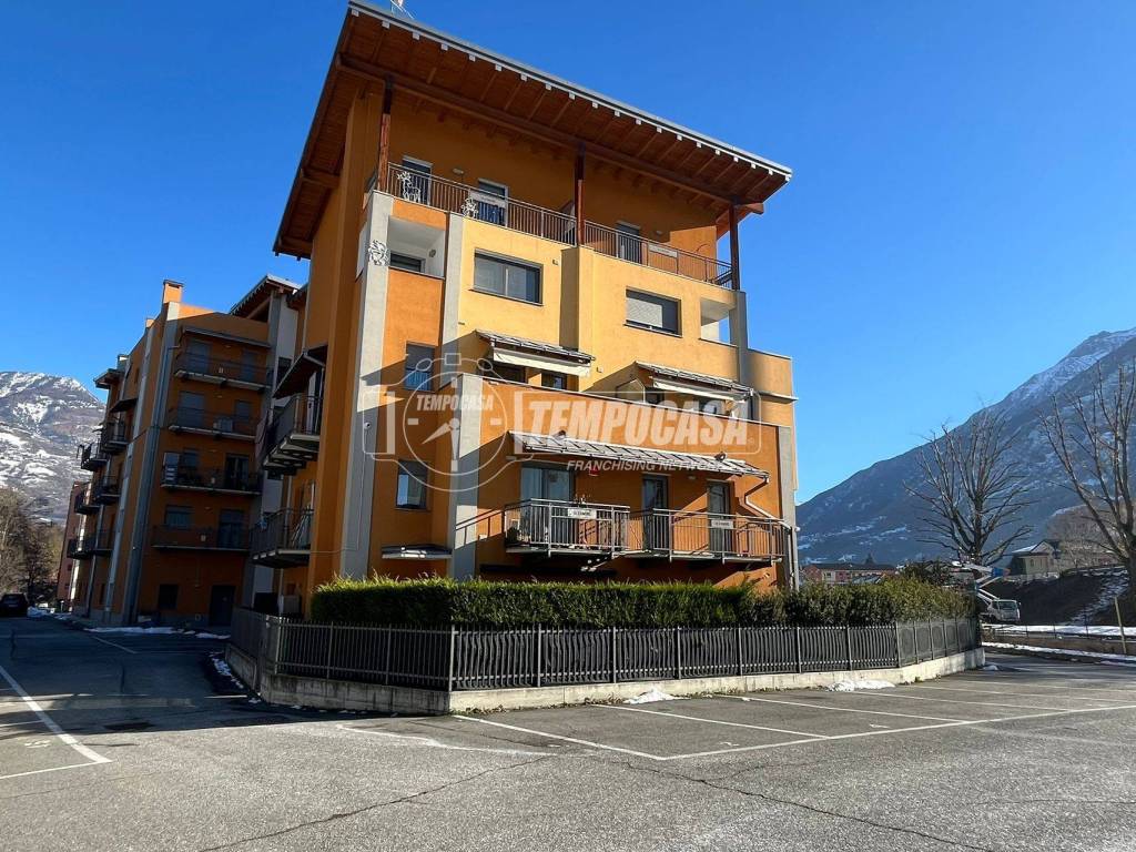 Appartamento a Aosta in Regione Borgnalle 1/B - Foto 2