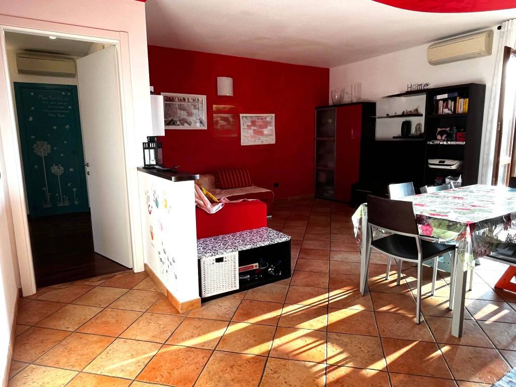 Appartamento a Novara in Strada Vicinale Santa Caterina - Foto 2