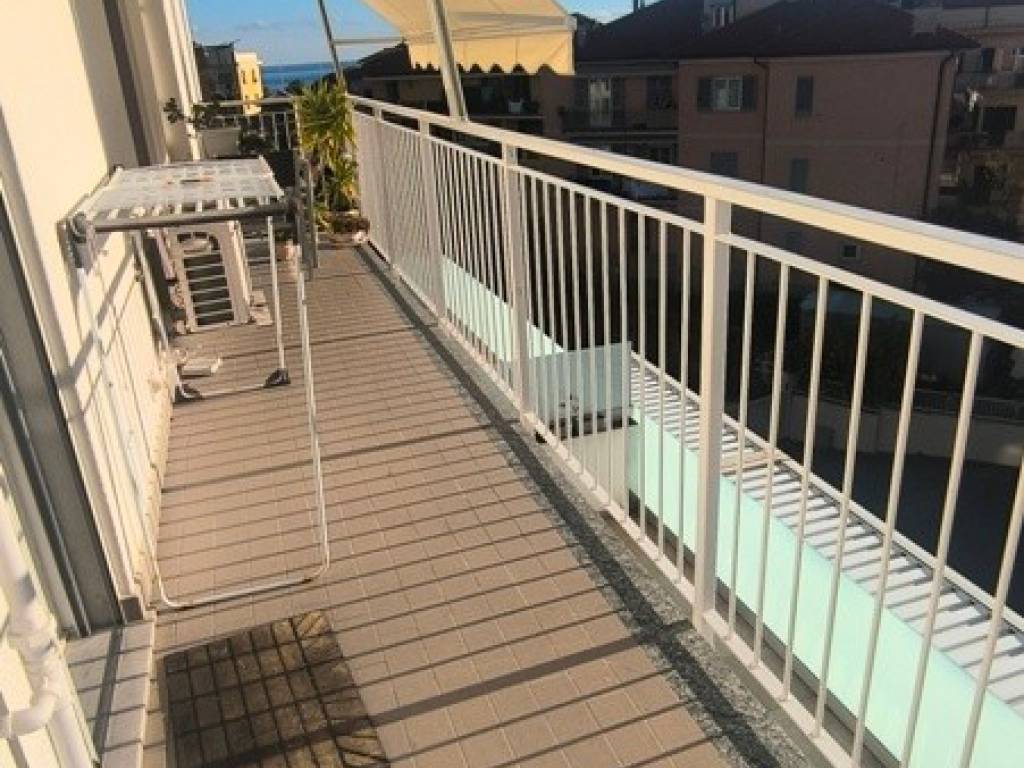 Appartamento a Varazze in Via Giovanni Amendola - Foto 3