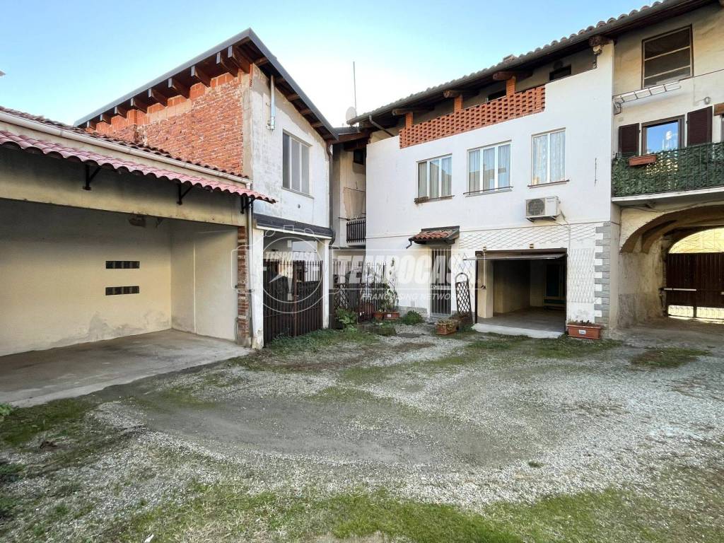 Casa indipendente a Romano canavese in Via Sant'Isidoro - Foto 4