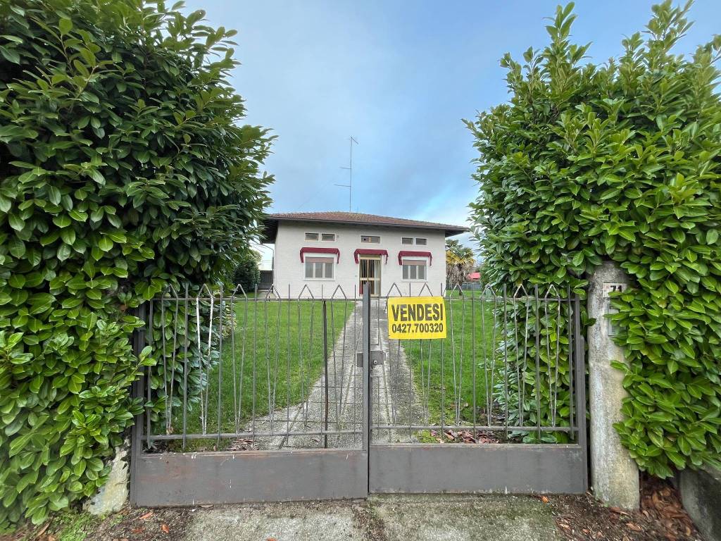 Villa a Cordenons in Via Povoledo, 9 - Foto 4