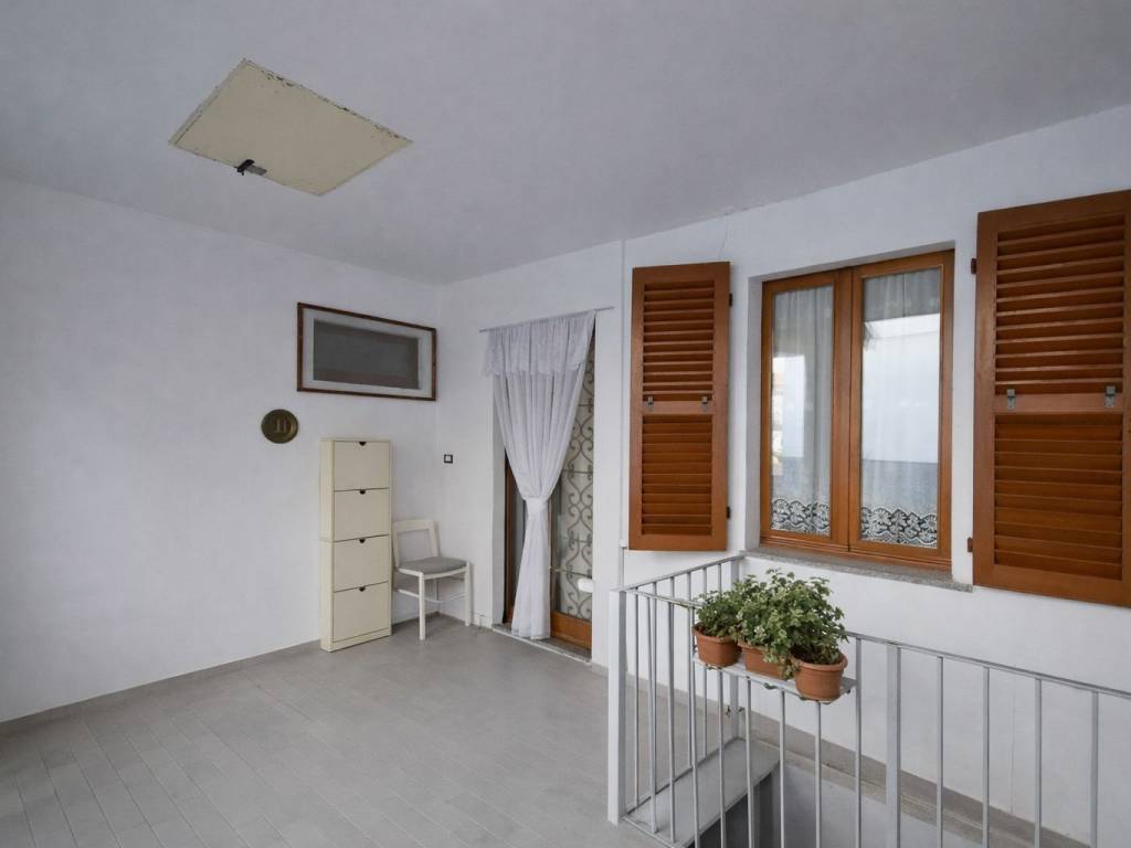 Appartamento a Pinerolo in Via Vincenzo Gioberti, 5 - Foto 2