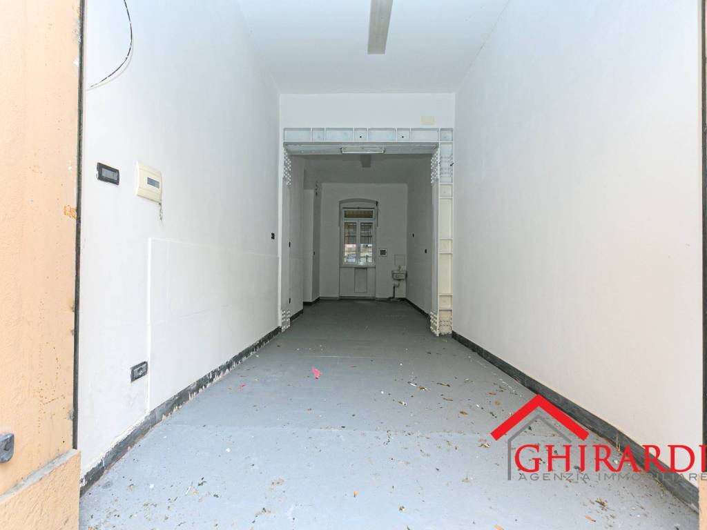 Box / garage a Genova in Via Monfalcone - Foto 2