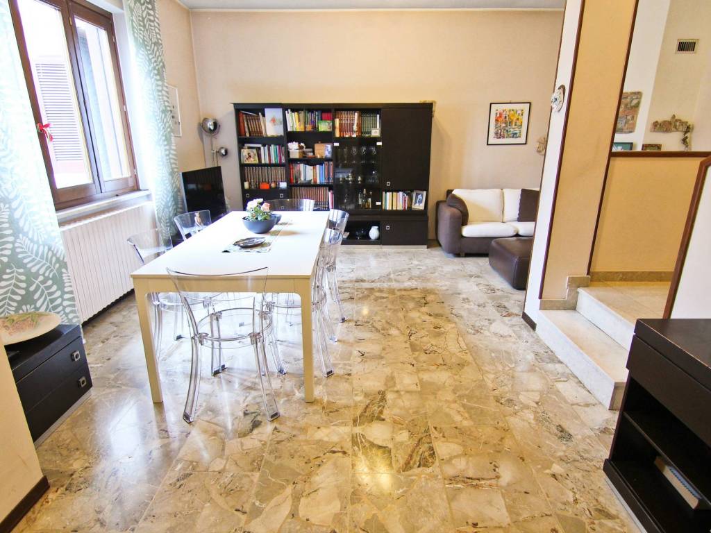 Villetta a schiera a Lentate sul seveso in Via Piero Maroncelli, 7 - Foto 3