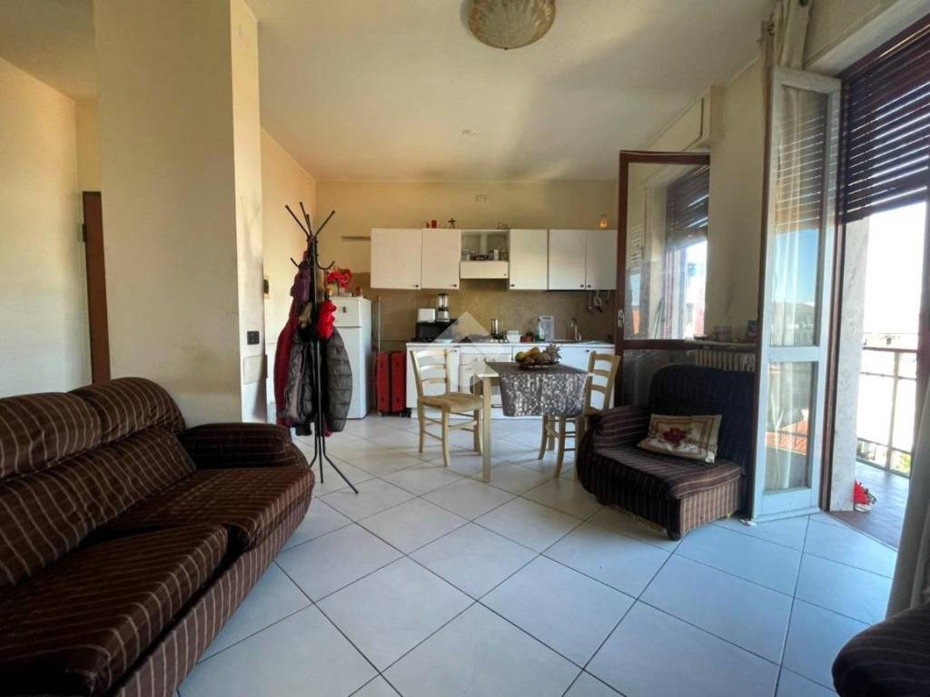 Appartamento a Trecate in Via Girondella, 16 - Foto 2