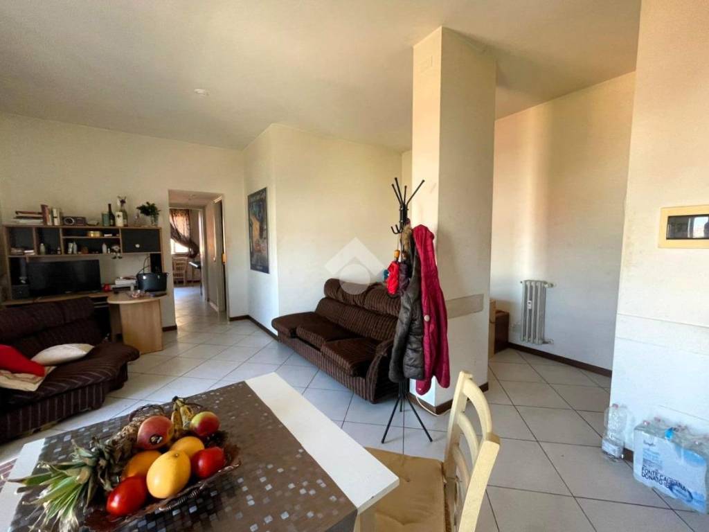 Appartamento a Trecate in Via Girondella, 16 - Foto 4