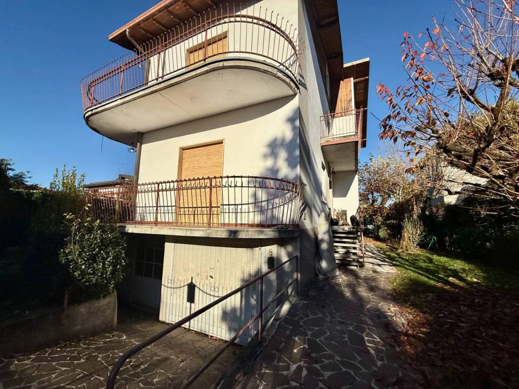 Villa a Bergamo in Via Benedetto Marcello, 8 - Foto 2