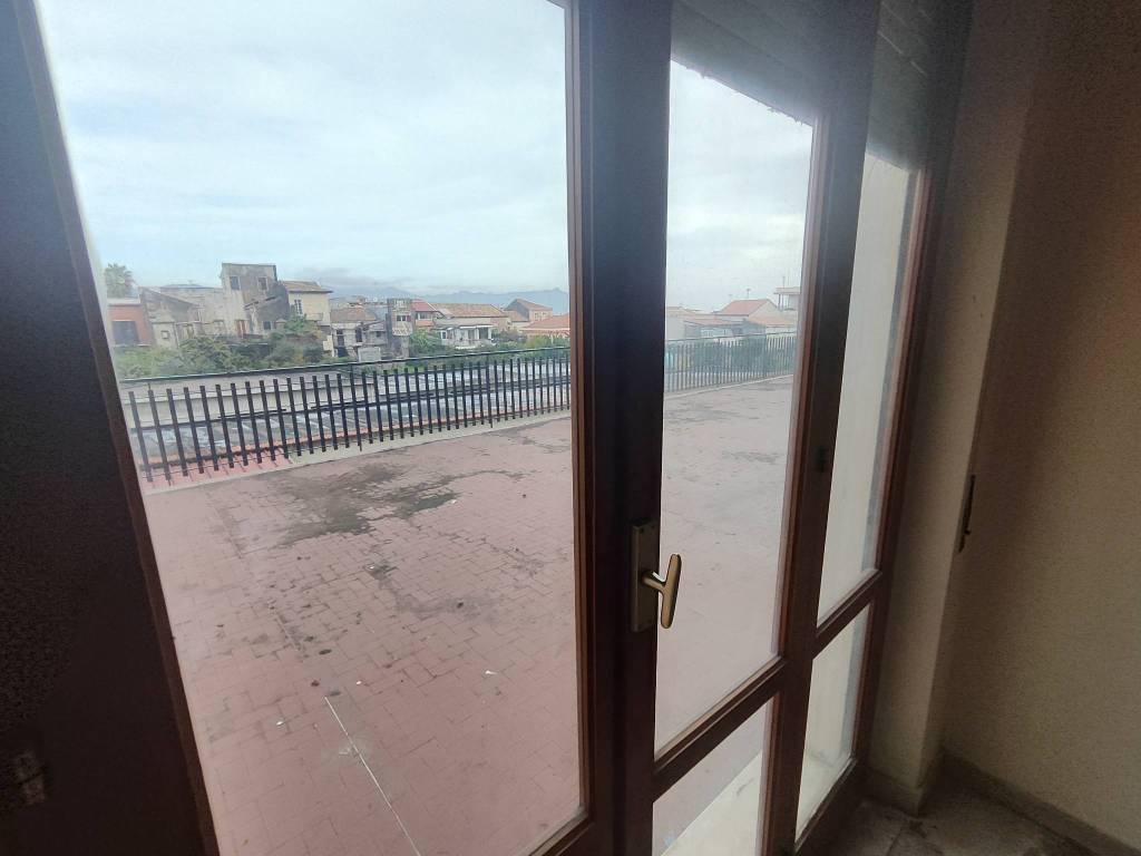Appartamento a Giarre in Via Rosolino Pilo - Foto 5