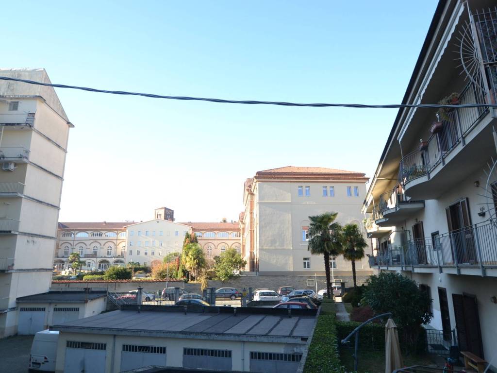 Appartamento a Pinerolo in Via Vincenzo Gioberti, 5 - Foto 3