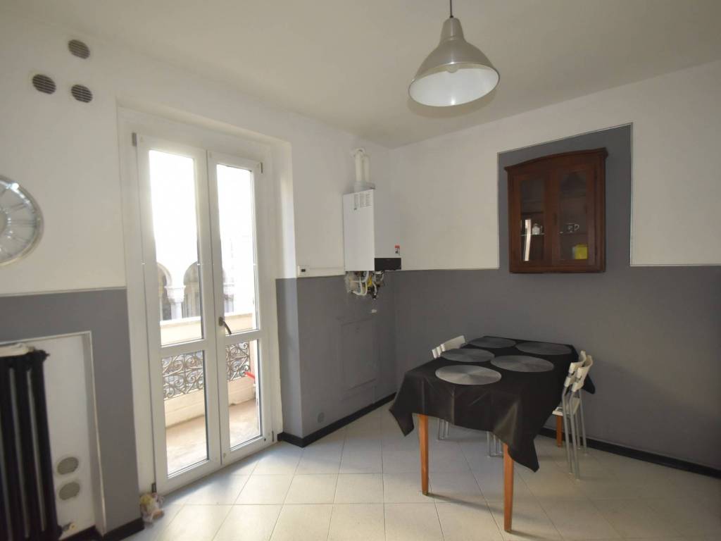 Palazzo / stabile a Vercelli in Via Elia Emanuele Foà, 49 - Foto 3