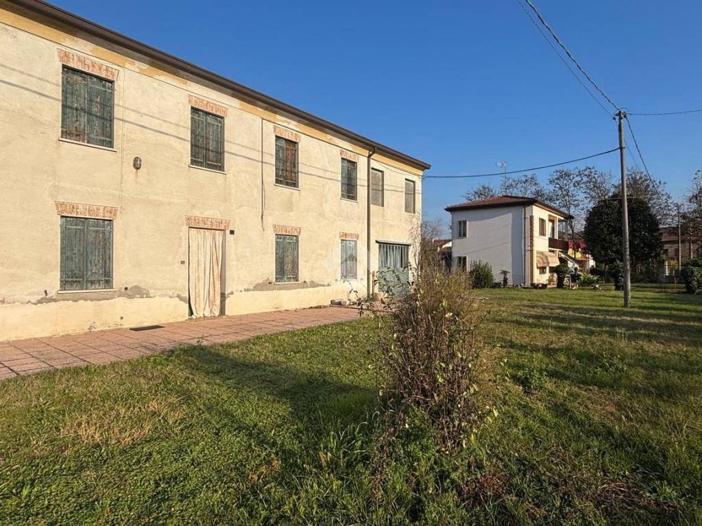 Rustico / casale a Solesino in Via IV Novembre - Foto 5