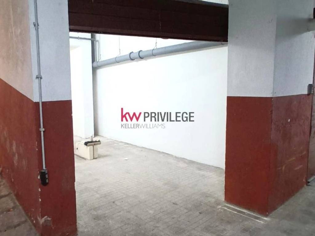 Box / garage a Brindisi in Via Achille Grandi, 28 - Foto 3