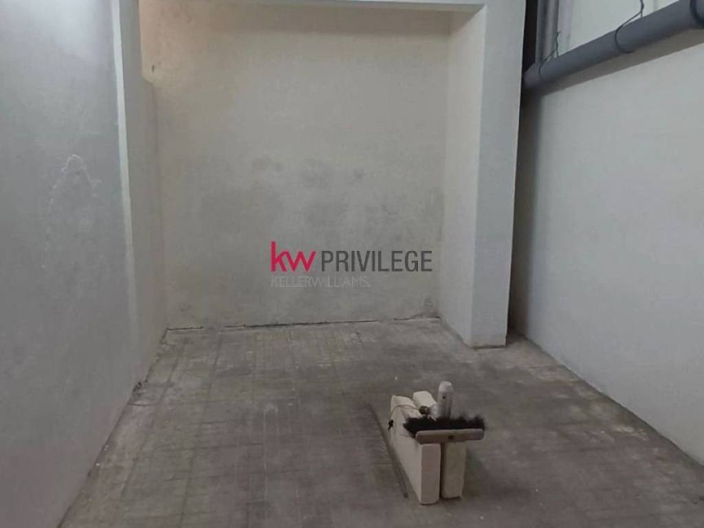 Box / garage a Brindisi in Via Achille Grandi, 28 - Foto 4