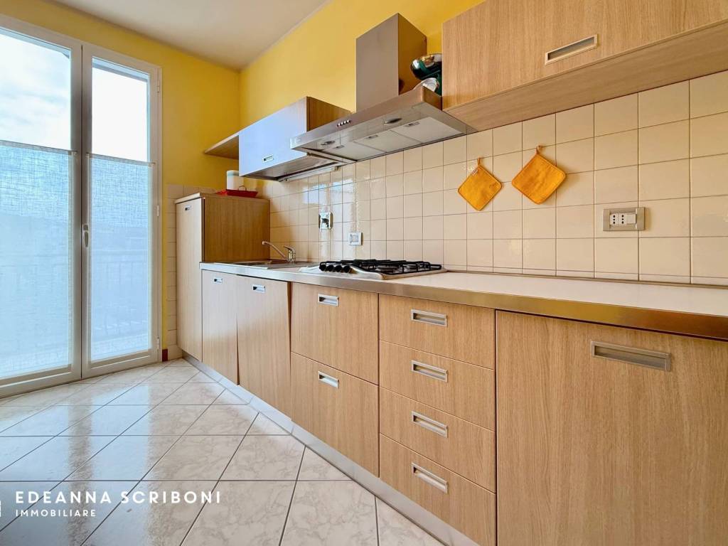 Appartamento a Andora in Via Marchese Del Vasto 1 - Foto 5