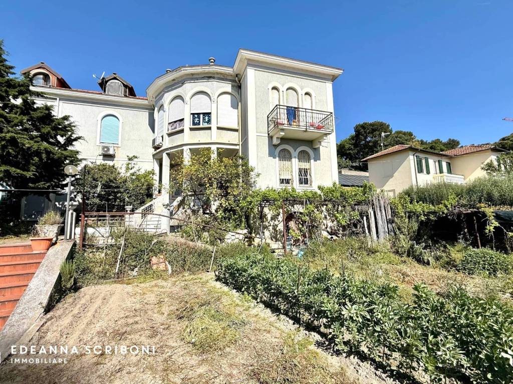 Casa indipendente a Andora in Via Del Poggio 53 - Foto 3