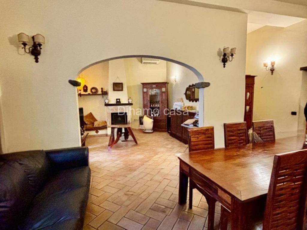 Casa indipendente a Prato in Via Pistoiese - Foto 3