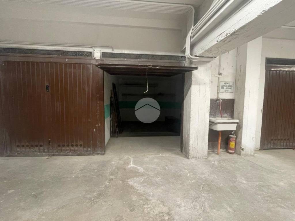 Box / garage a Asti in Strada Bialera, 13 - Foto 4