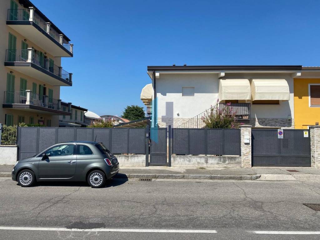 Villa a Brescia in Via Tredicesima Villaggio Sereno 36 - Foto 2
