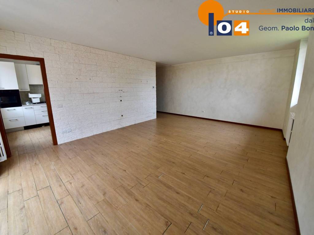 Appartamento a Cesano maderno in Corso Roma, 49 - Foto 3