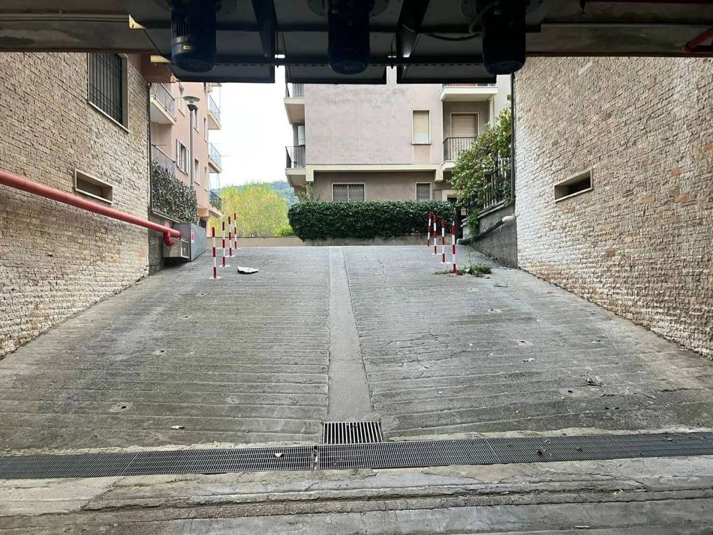 Box / garage a Spotorno in Via Corsica No Number - Foto 2