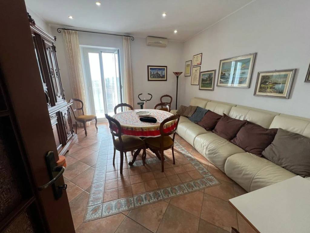 Appartamento a Spotorno in Via Giuseppe Verdi No Number - Foto 2