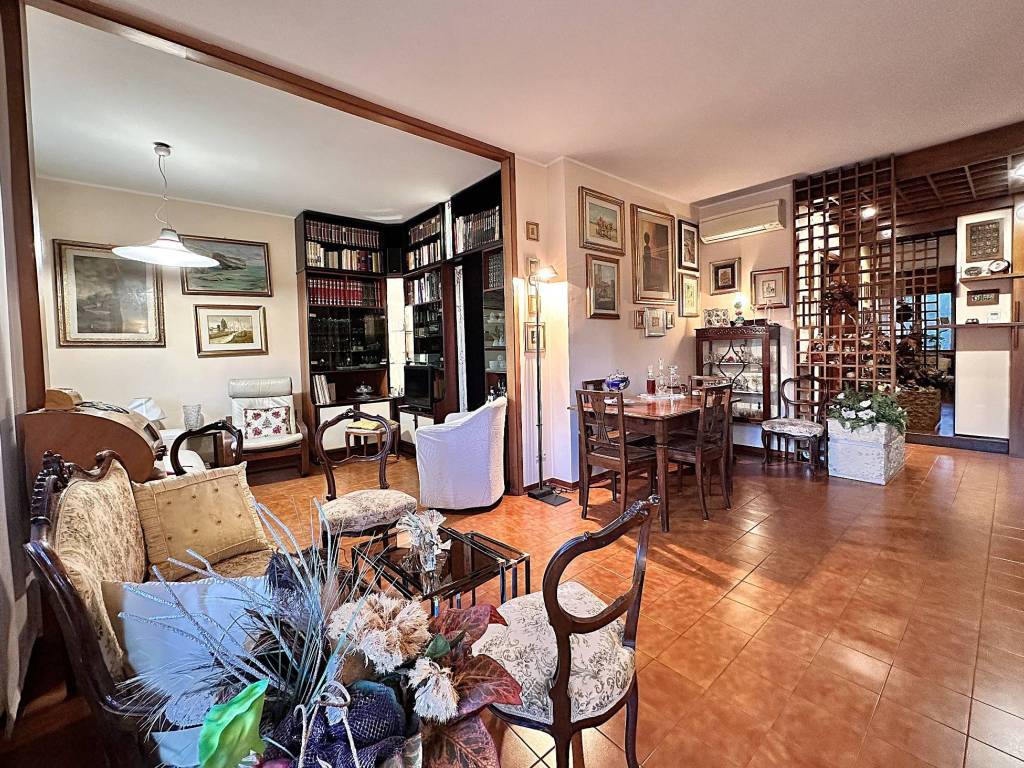Appartamento a Verona in Via Angelo Emo, 32 - Foto 3