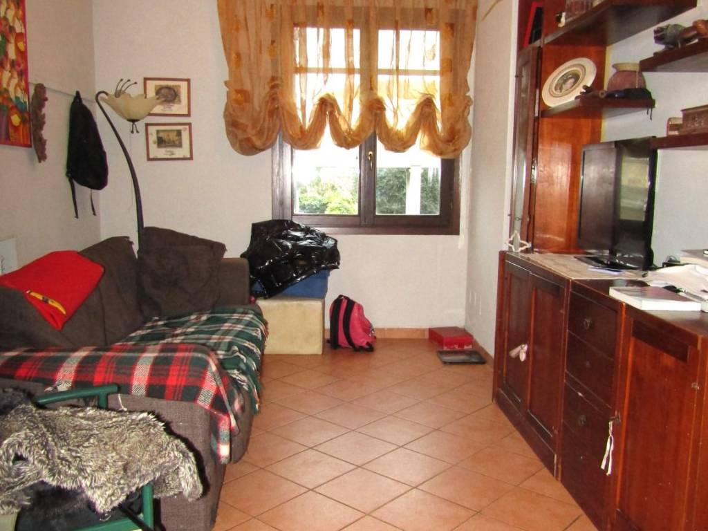 Appartamento a Monsummano terme in Via Francesca Nord - Foto 2