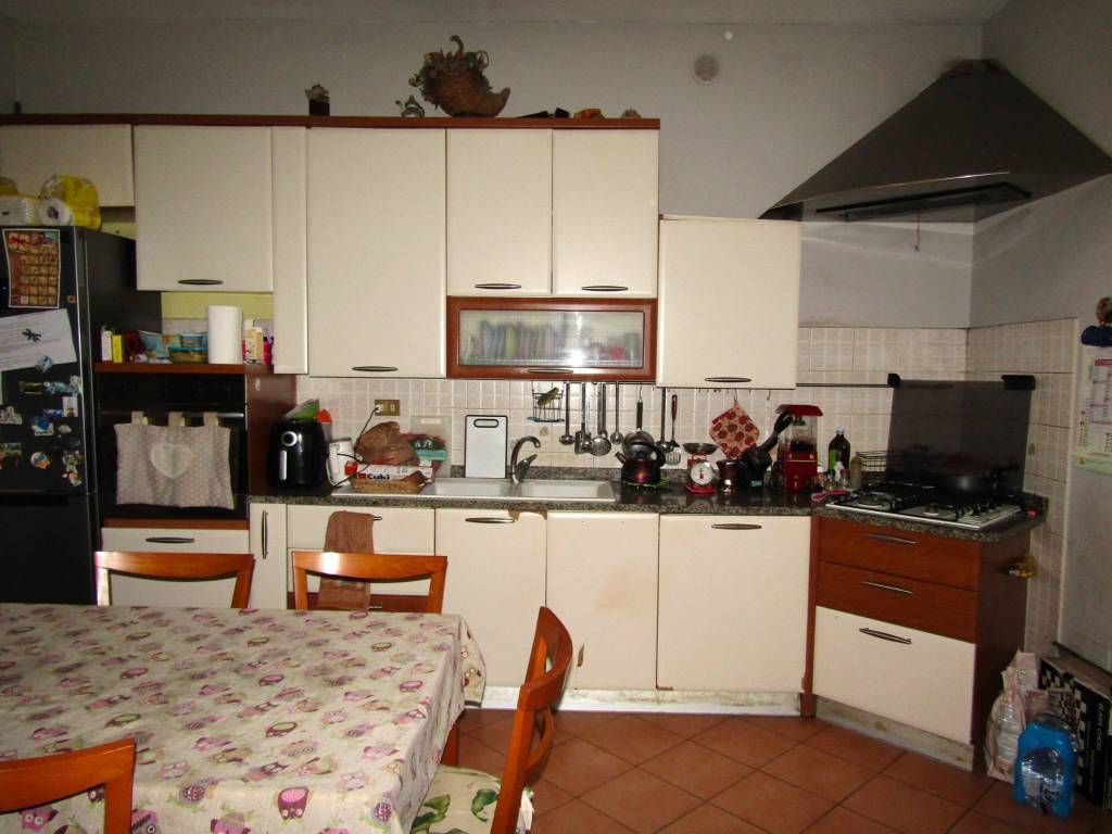 Appartamento a Monsummano terme in Via Francesca Nord - Foto 4