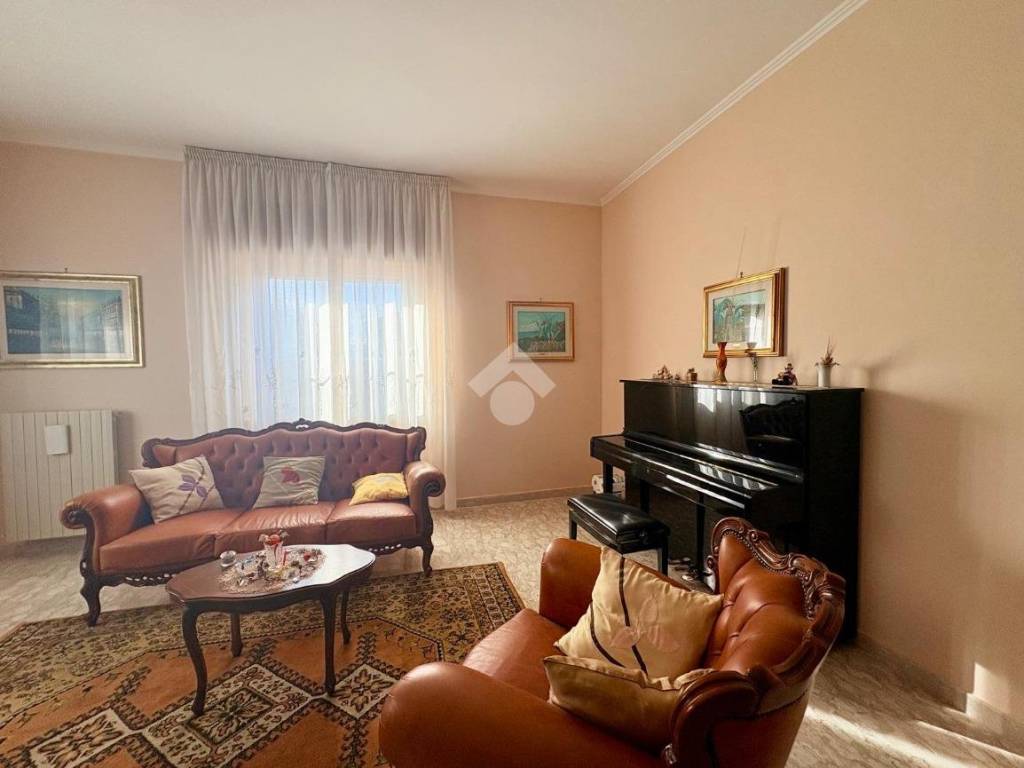 Appartamento a Zumpano in Via Corrado Alvaro, 16 - Foto 2