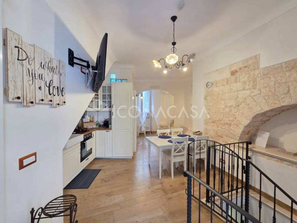 Appartamento a Locorotondo in Via Trento - Foto 2
