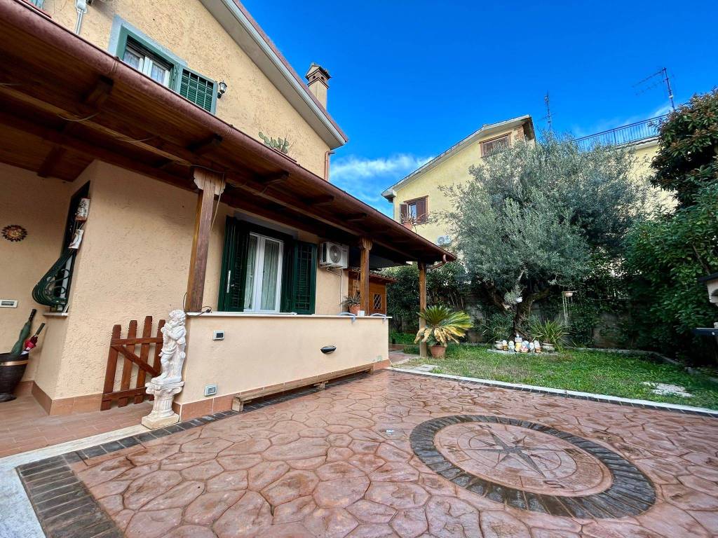 Villa a Albano laziale in Via Toscana - Foto 4