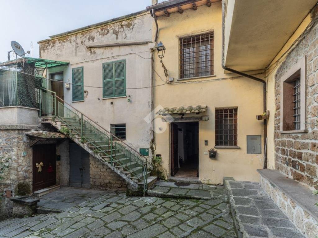 Appartamento a Capranica in Vicolo Sciapparino, 4 - Foto 2