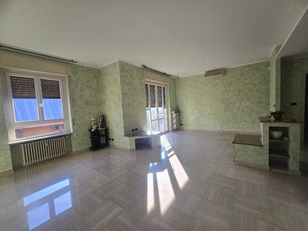 Appartamento a Vercelli in Via Giovanni Antonio Bazzi, 16 - Foto 2
