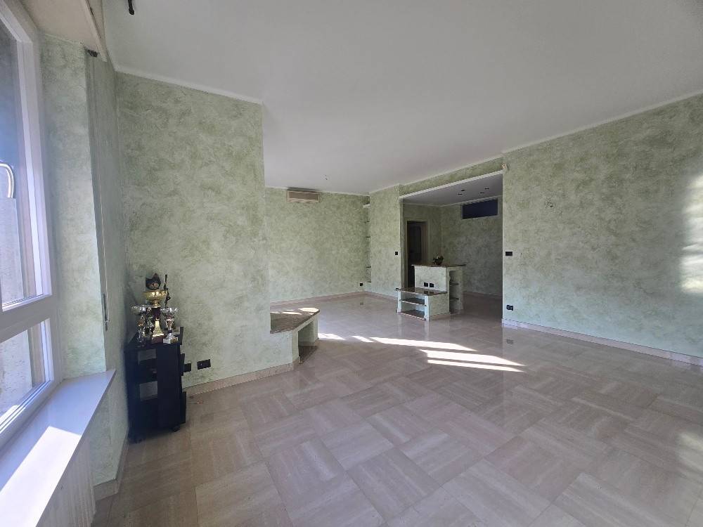 Appartamento a Vercelli in Via Giovanni Antonio Bazzi, 16 - Foto 3