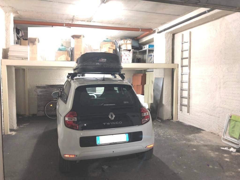 Box / garage a Casoria in Via Marco Rocco, 51 - Foto 3