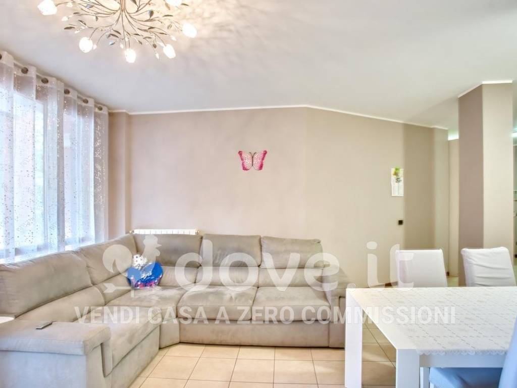 Appartamento a Besana in brianza in Via Ernesto Teodoro Moneta, 20 - Foto 4