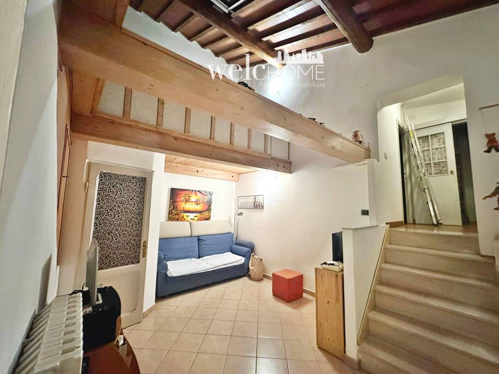 Casa indipendente a Campi bisenzio in Via Mezzo - Foto 4