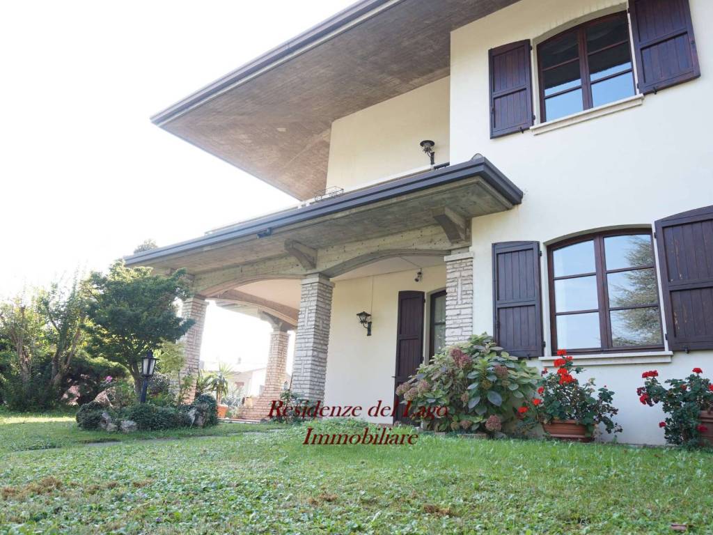 Villa a Sirmione in Via Todeschino, 1 - Foto 3
