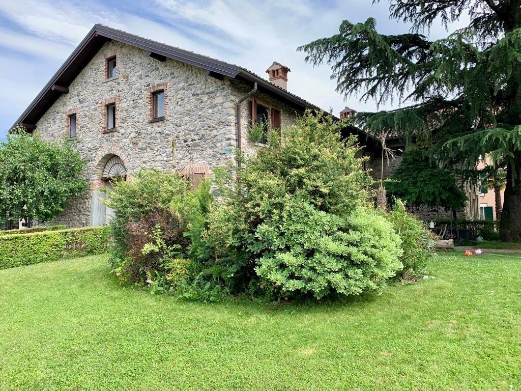 Casa indipendente a Orsenigo in Via Umberto I, 16 - Foto 2