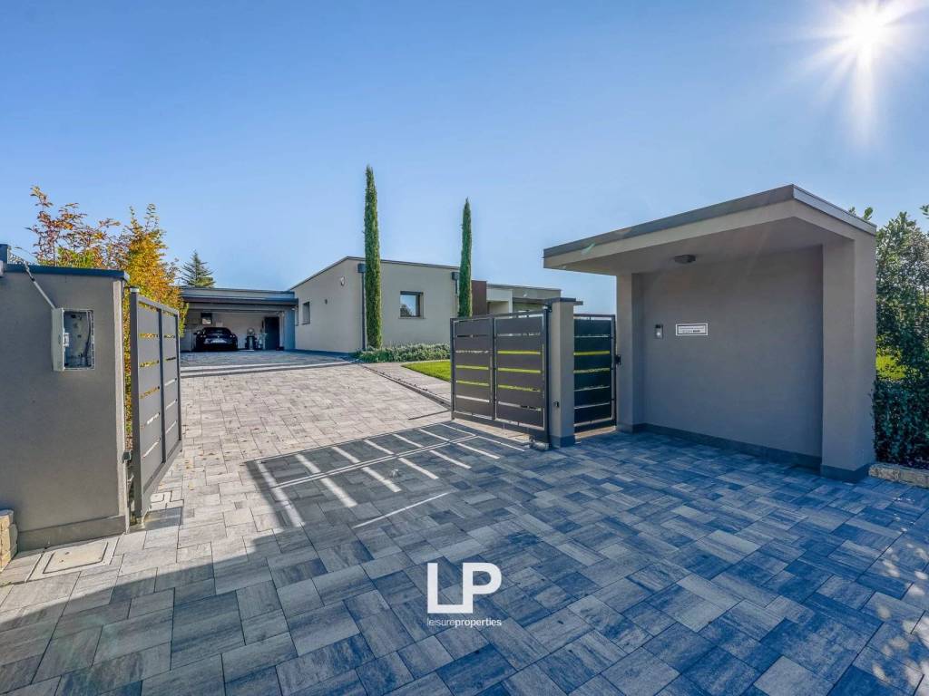 Villa a Angera in Via Cervino - Foto 3