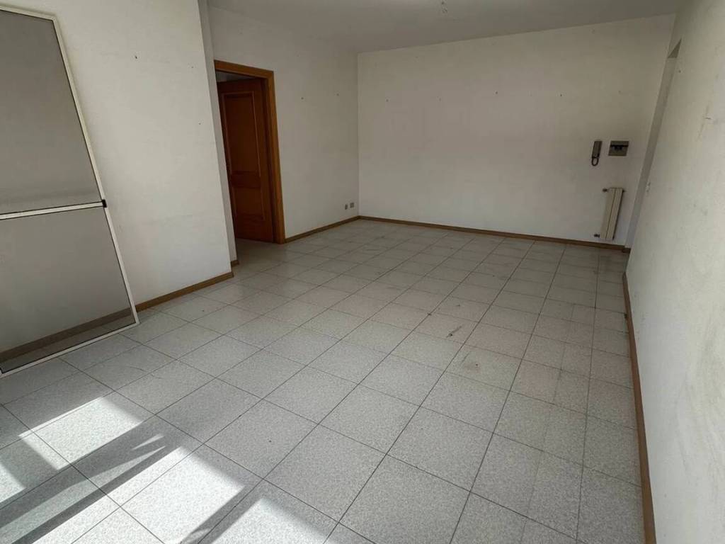 Appartamento a Oristano in Via Giovanni Battista Pergolesi No Number - Foto 2