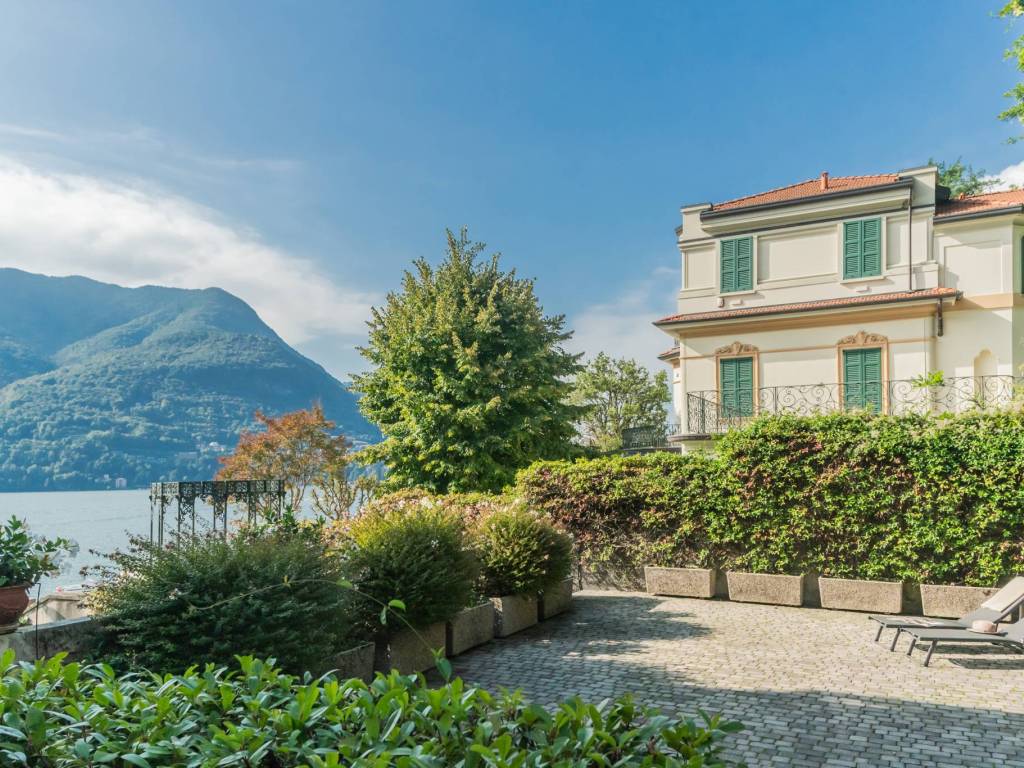 Appartamento a Carate urio in Via Regina - Foto 2