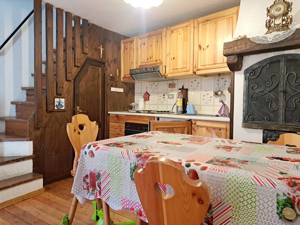 Attico / mansarda a La salle in Frazione Chez les Rosset - Foto 4