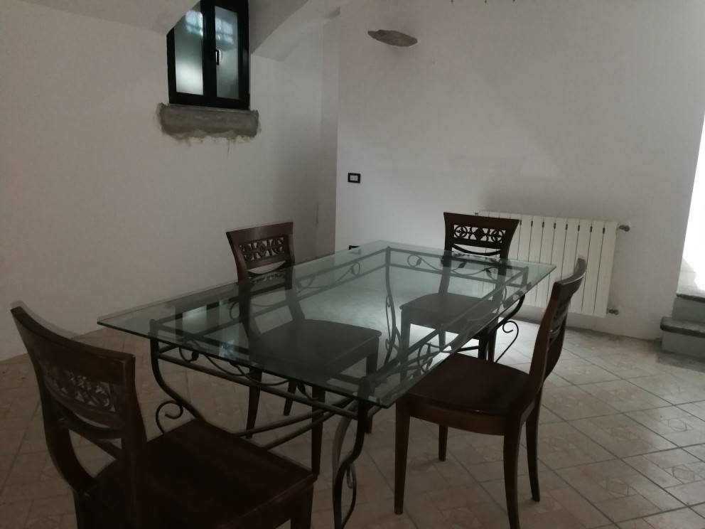 Appartamento a Vergiate in Via Felice Cavallotti, 21 - Foto 3